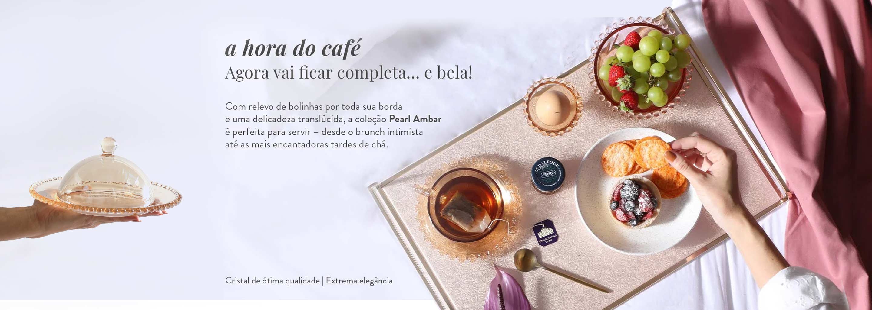 DESKwolff-cha-e-cafe