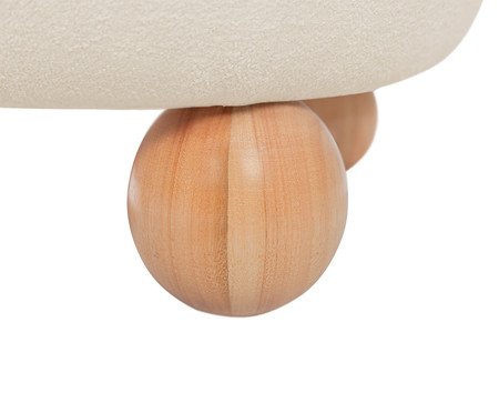 Poltrona Ball Feet em Boucle Aveludado Branco | Westwing