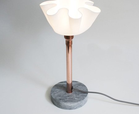 Luminária Lilly Lamp Bivolt - Branca e Acobreado | Westwing