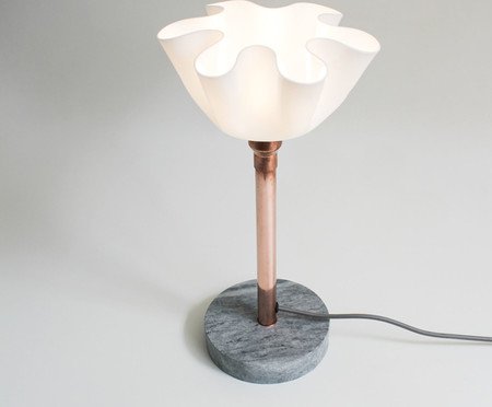 Luminária Lilly Lamp Bivolt - Branca e Acobreado | Westwing