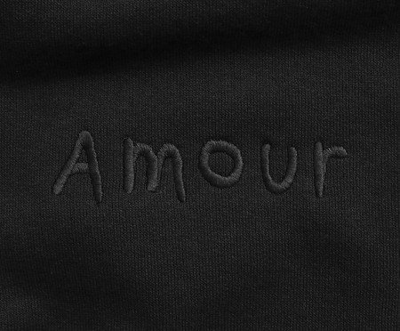 Moletom Bordado Amour Preto | Westwing