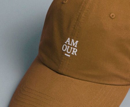 Boné Dad Hat Amour Caramelo | Westwing