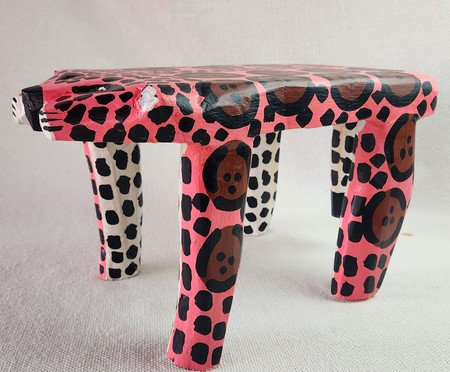 Banquinho de Madeira Onça Pintada Rosa | Westwing