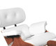Poltrona e Pufe em Couro Charles Eames - Branco e Marrom, branco,madeira | WestwingNow