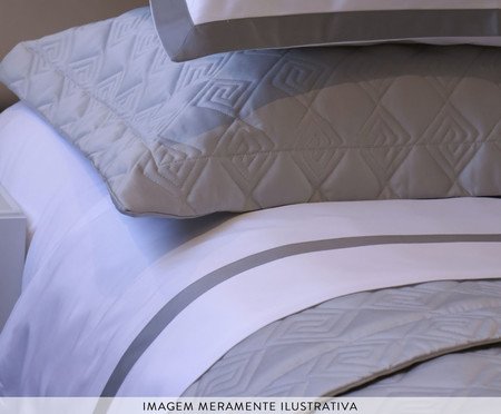 Colcha Matelassada 400 fios - Cinza Claro | Westwing