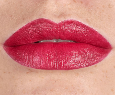 Batom em Lápis Catrice Intense Matte Cor 040 Very Berry | Westwing