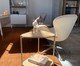 Mesa Lateral Com Prateleira Orgânica Hanover e Dourado, multicolor | WestwingNow