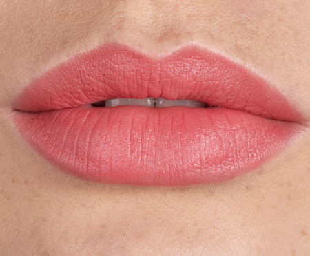 Batom em Lápis Catrice Intense Matte Cor 020 Coral Vibes | Westwing