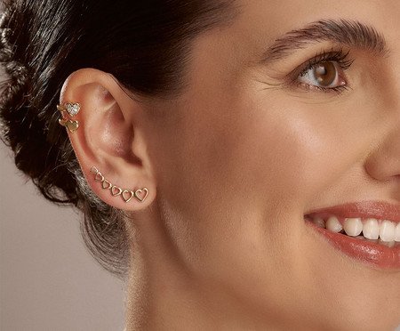 Brinco Ear Cuff Corações Semi-Jóia Ouro 18K | Westwing