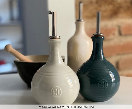 Garrafa Redonda para Azeite Emile Henry Areia | Westwing