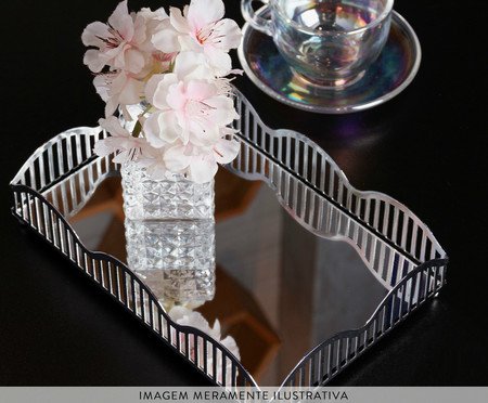 Bandeja com Espelho Wave Prateada | Westwing