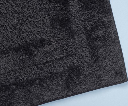 Tapete para Banheiro com Antiderrapante Oikos Preto | Westwing