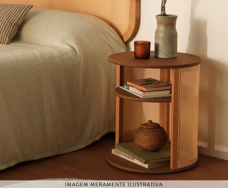 Mesa de Cabeceira Redonda Vimea com Palhinha Quadriculada | Westwing