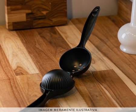 Espremedor de Limão Chef Pro Preto | Westwing