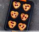 Forma de Muffins Antiaderente 6 Divisões Coração & Mensagens - Matte Black, Preto | WestwingNow