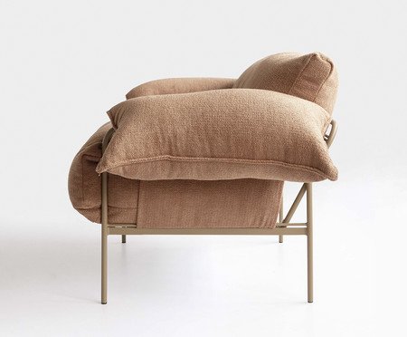 Poltrona Asa Bouclé Marrom | Westwing