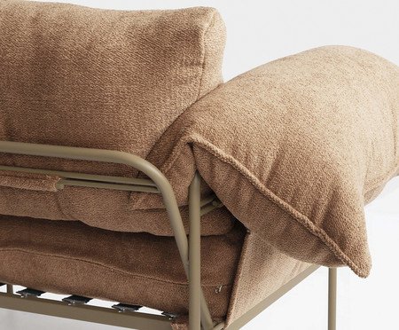 Poltrona Asa Bouclé Marrom | Westwing