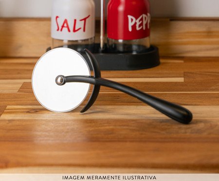 Cortador de Pizza Chef Pro Preto | Westwing