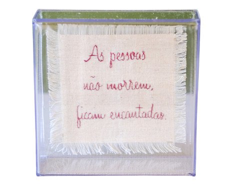 Bordado em Caixa Acrilica B4 | Westwing