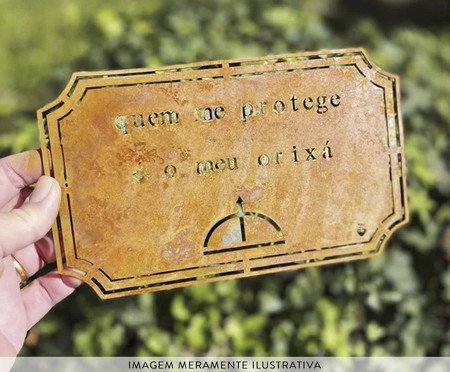 Placa Etiqueta em Ferro - Quem Me Protege é o Meu Orixá | Westwing