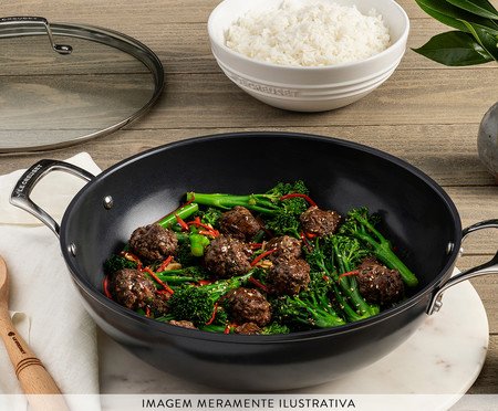 Wok com Alça Essential Preto - 32cm | Westwing