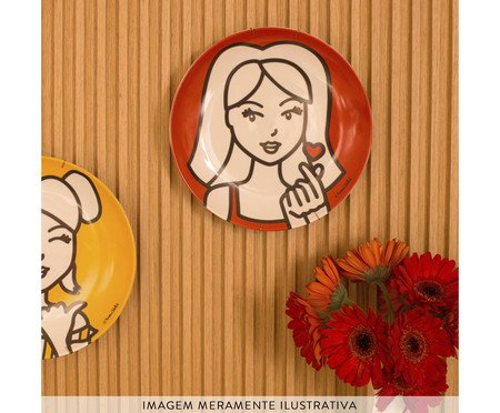 Prato Decorativo de Parede Menina Dani | Westwing