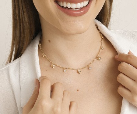 Colar Choker de Corações e Ponto de Luz Gold | Westwing