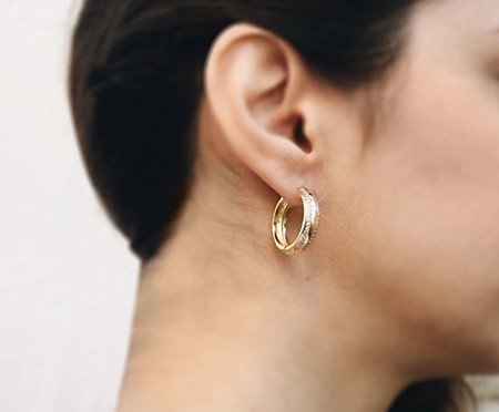 Brinco Argola Dupla Semijoia Banho de Ouro 18K Cravação de Zirconias | Westwing