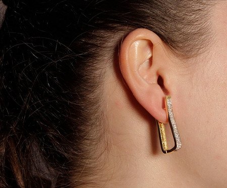 Brinco Argola Ouro 18K com Cravação de Zirconia e Detalhe em Ródio | Westwing
