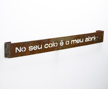 Frase de Ferro Rust - No seu colo é meu abrigo | Westwing