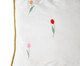 Capa de Almofada Bordada com Vivo Beatriz Off White, Off White | WestwingNow