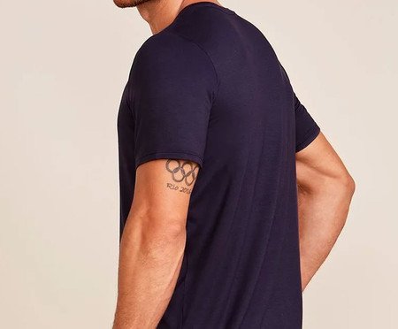 Camiseta Maculina Manga Curta Gola V Em Viscose - Azul Marinho Indigo | Westwing