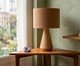 Abajur com Cúpula Bouclê Areia Garabe Cônico Castanho, wood pattern | WestwingNow