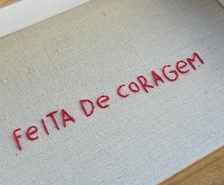 Quadro Feita de Coragem Vermelho | Westwing
