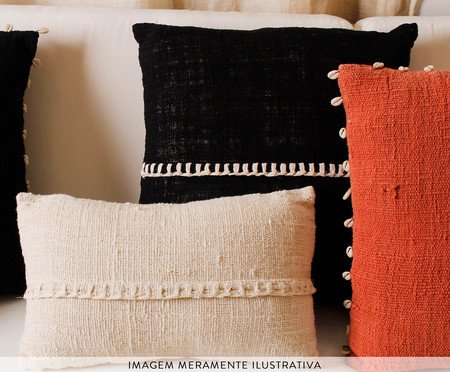 Capa de Almofada Linho Maris Preta | Westwing