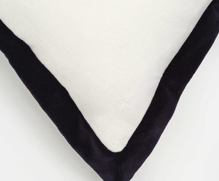 Capa de Almofada com Aba Branca | Westwing