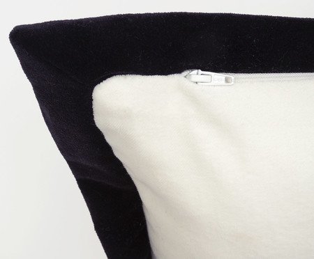 Capa de Almofada com Aba Branca | Westwing