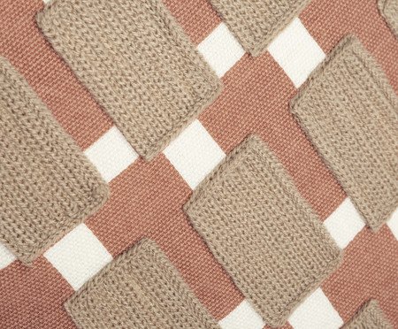 Capa de Almofada com Bordado Geométrico Areia | Westwing