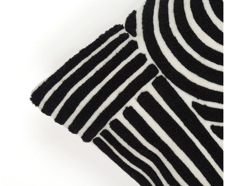 Capa de Almofada Bordado Geométrico Preta e Branca | Westwing