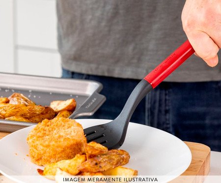 Espátula Perfurada em Nylon Kitchenaid Vermelha | Westwing