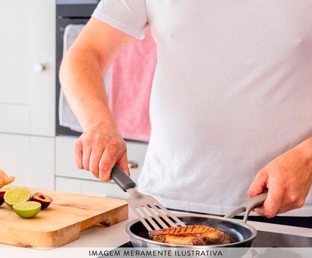 Espátula Perfurada em Aço Inox Kitchenaid Cinza | Westwing