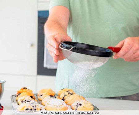 Peneira em Aço Inox Prática Kitchenaid Vermelho | Westwing