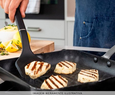 Espátula Turner em Nylon Kitchenaid Preta | Westwing
