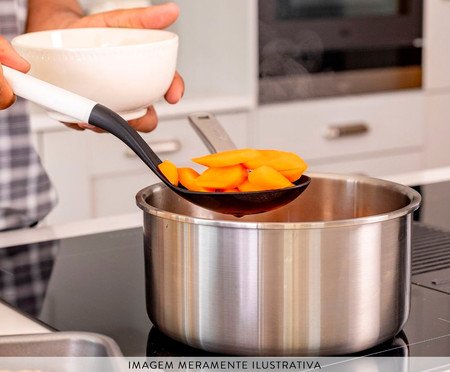 Colher Perfurada em Nylon para Servir Kitchenaid Branca | Westwing