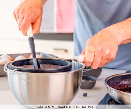 Peneira em Aço Inox Prática Kitchenaid Branco | Westwing