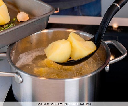 Colher Perfurada para Servir em Nylon Kitchenaid Preta | Westwing