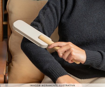 Escova Tira Pelos Flow Bege | Westwing