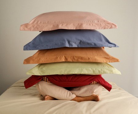 Fronha Bordada Colors Merlot 200 Fios | Westwing