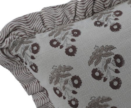Capa de Almofada Kiara Off-White e Bordô | Westwing