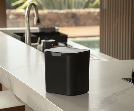 Lixeira de Bancada Parede e Liv Fechado Preto | Westwing